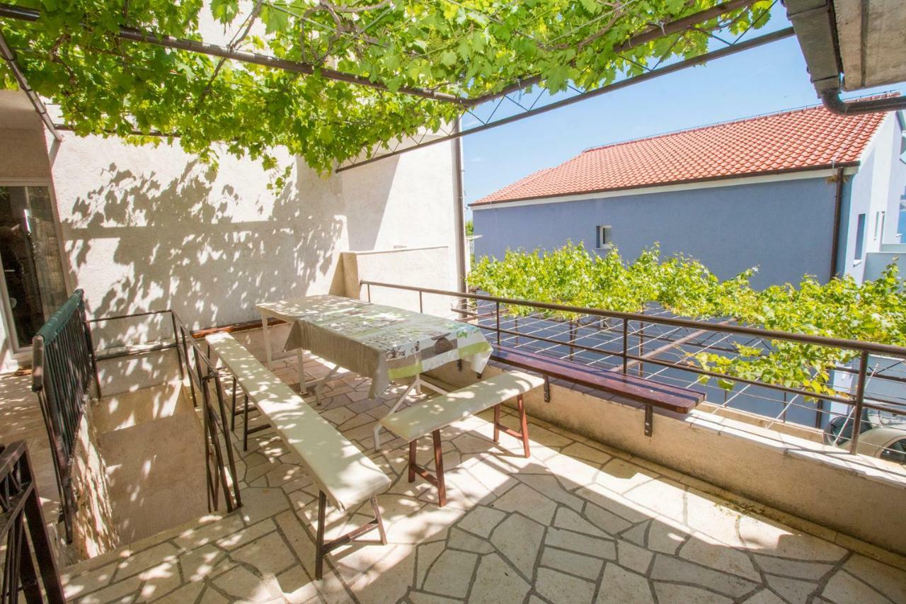 Apartments Pivac - Lokva Rogoznica Eksteriør bilde